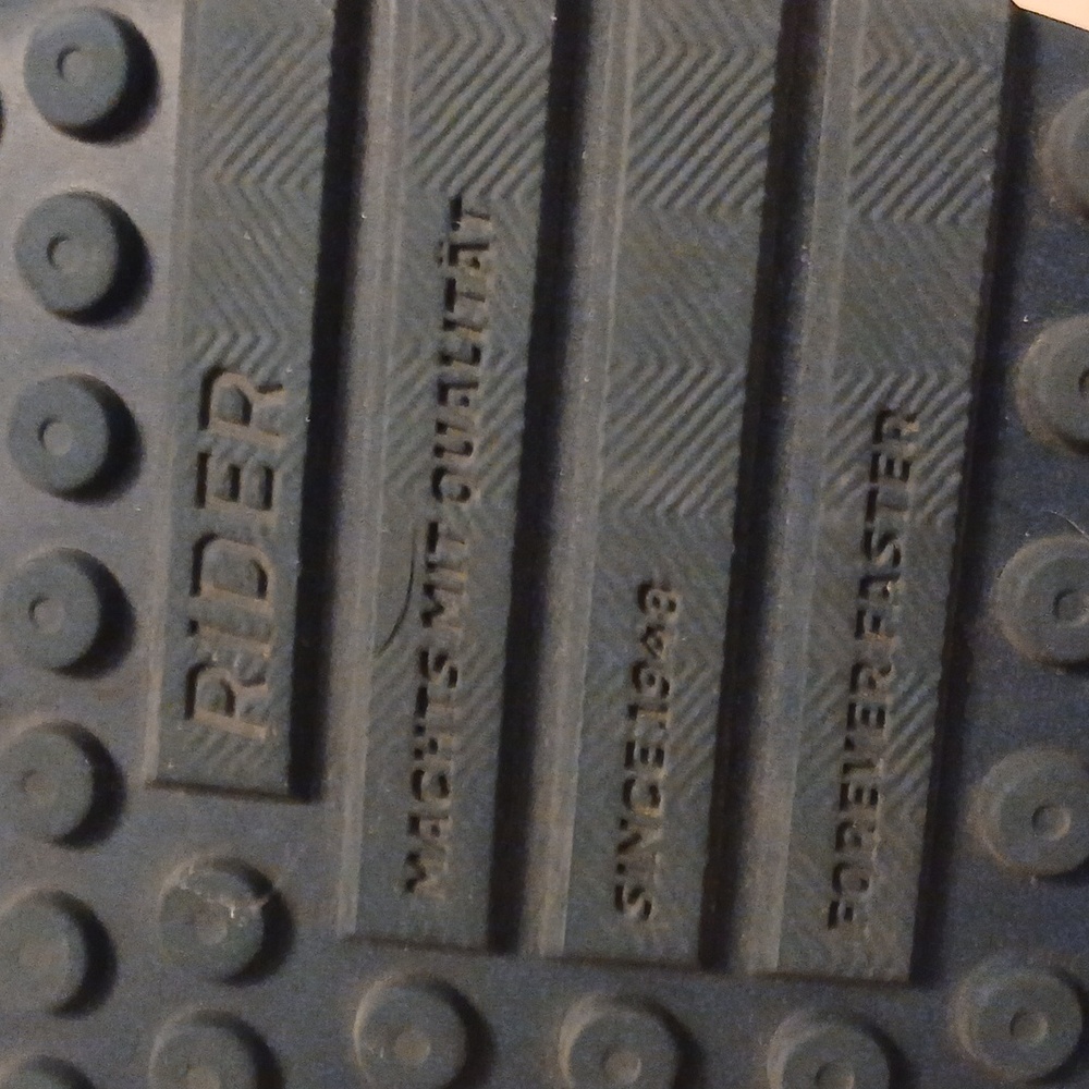 Puma x Helly Hansen Rider Sneakers in Size 10 - Picture 12 of 12